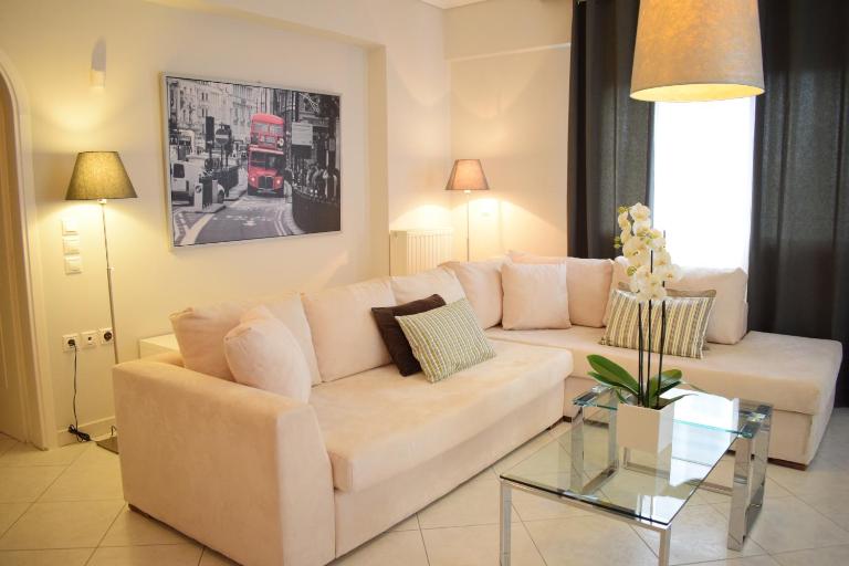 Luxury Apt Near The Airport - B&B Spata