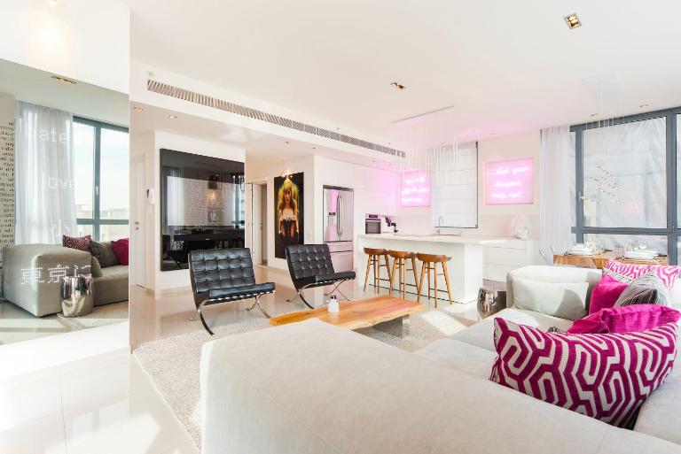 La Galerie Rothschild Arty & Luxury 4BDR - B&B Tel Aviv