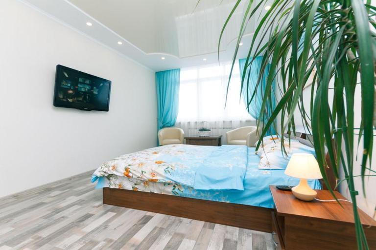 Осокорки современные апартаменты люкс с 2-мя спальнями пр Бажана - B&B Kyiv