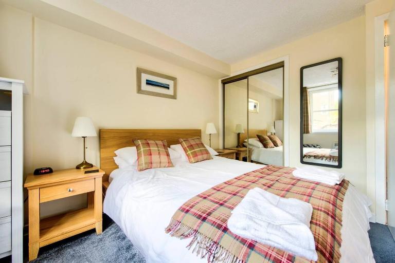 Charming 1 Bed Apartment with Castle View - B&B Edimburgo