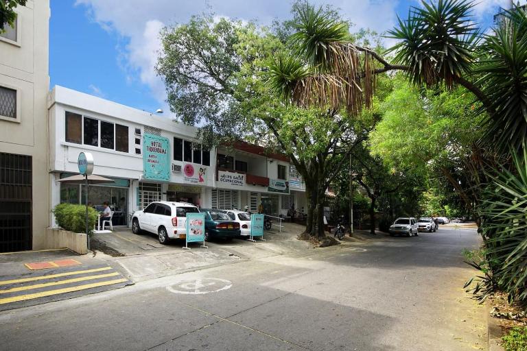 Hostal Tequendama Martha Santamaria - Ferienwohnung Cali