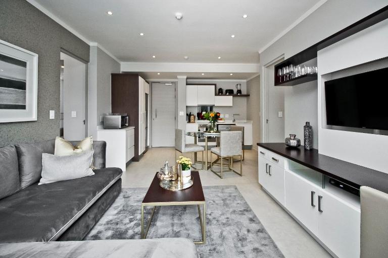 SANDTON APARTMENT MASINGITA TOWERS 15 WEST Rd SOUTH - B&B Johannesburg