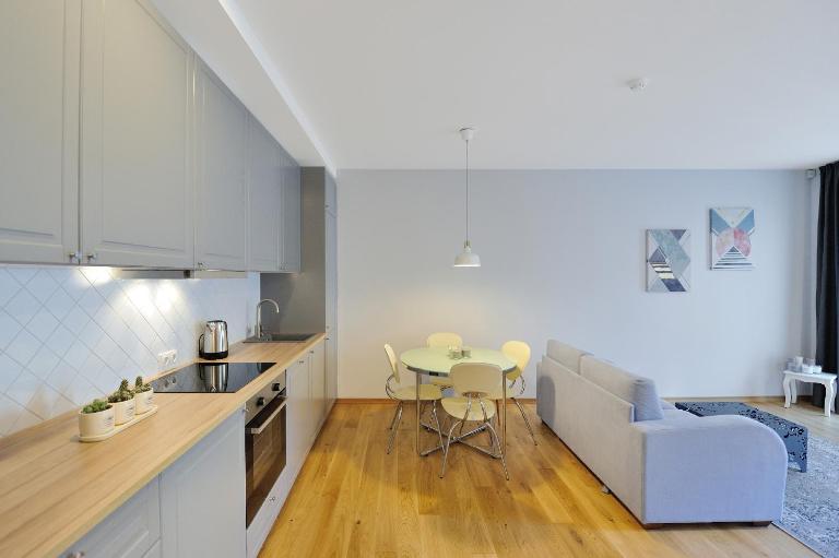 Cosy 1BD Apartment in Old Town by Domvia - Ferienwohnung Kaunas