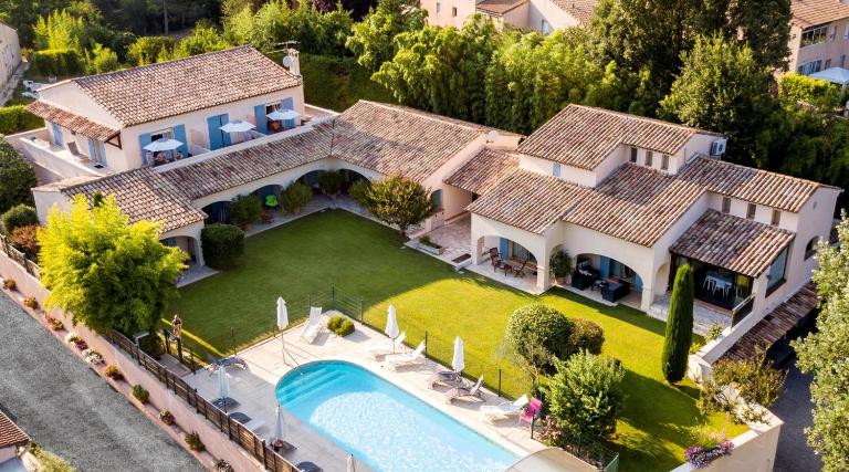 Villa Sévigné - Bed and Breakfast Gréoux-les-Bains