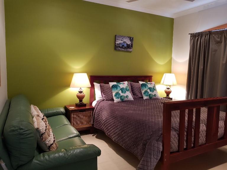 Sonja's Bed and Breakfast - Ferienwohnung Lightning Ridge