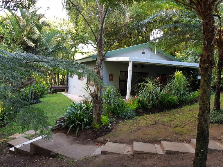African Dwarf Kingfisher Guesthouse - B&B Eshowe