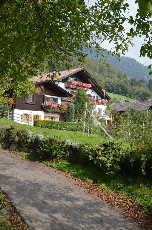 Residence Streitlhof - Bed and Breakfast Tirolo