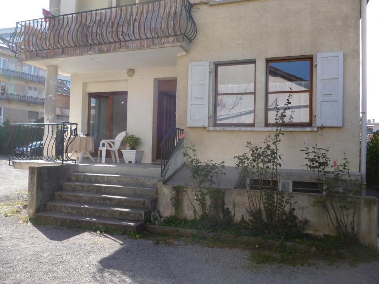 4 Clarence app avec parking Hyper centre Thonon - B&B Thonon-les-Bains