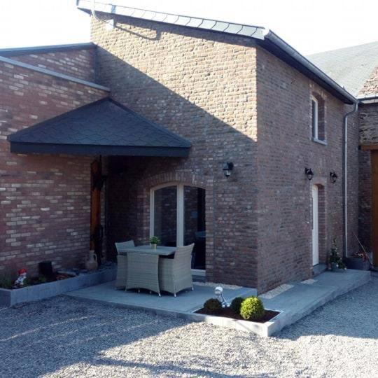 L'Etable d'Evelyne - Bed and Breakfast Bastenaken