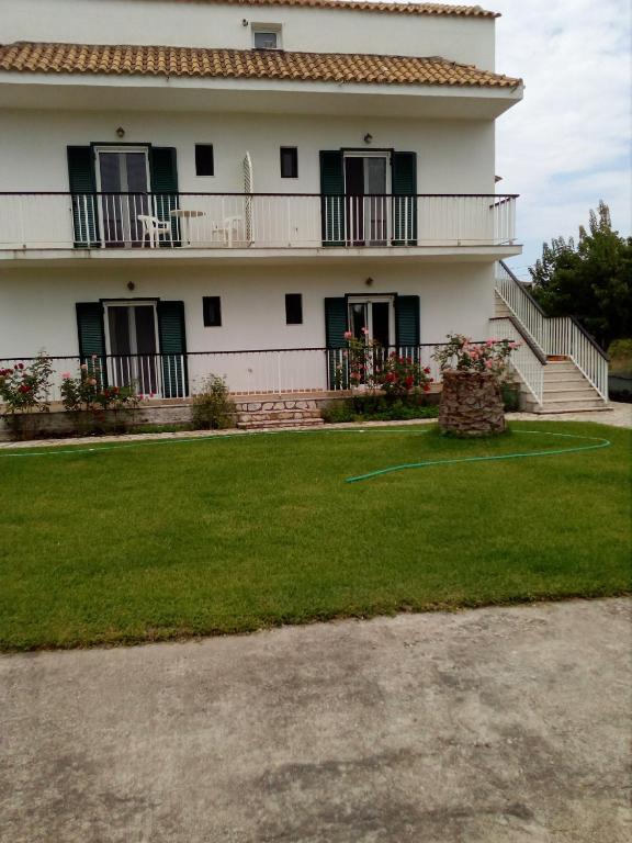 SAM΄S ROOMS - B&B Karyofyto