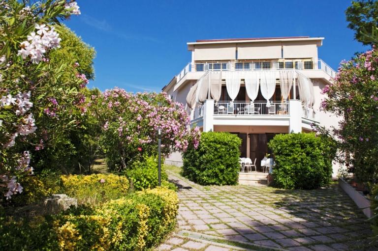 I Tre Leoni Affittacamere - B&B Civitavecchia