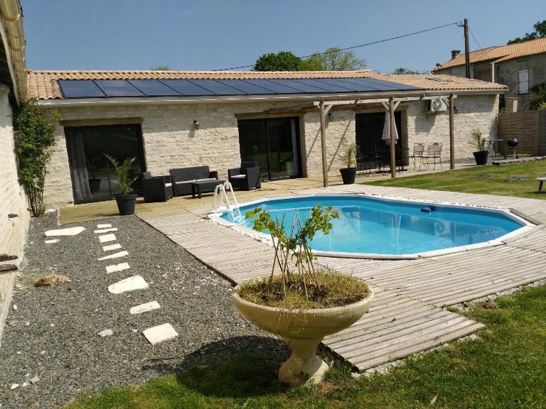 Gite Sud Deux Sevres - Bed and Breakfast Marigny