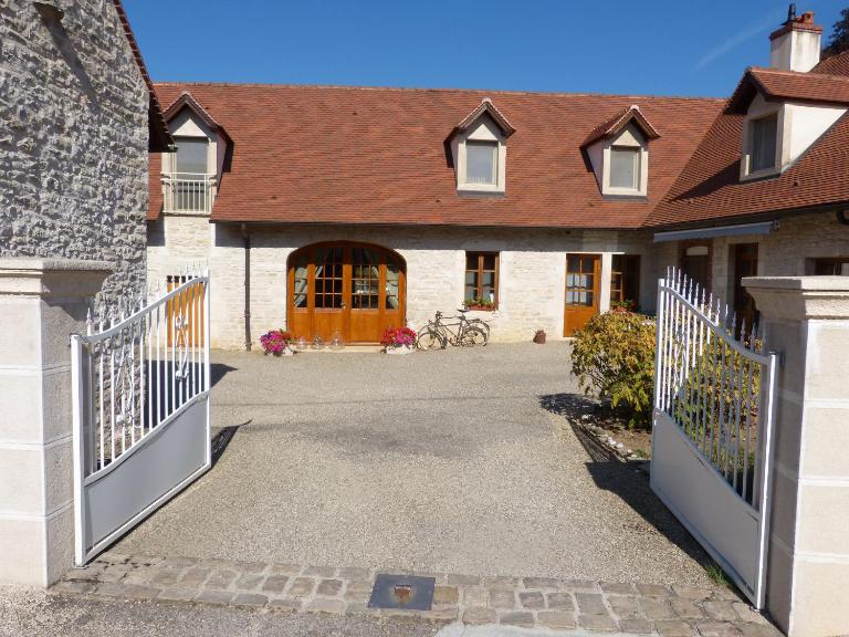 Les Grands Crus - gîte "Meursault" - Bed and Breakfast Corpeau