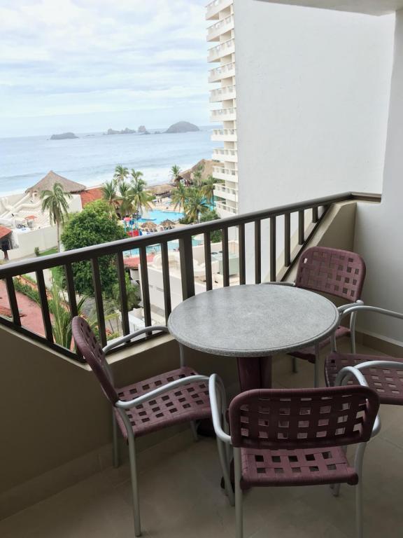Departamento 522 con playa dentro de Hotel en Ixtapa - B&B Ixtapa