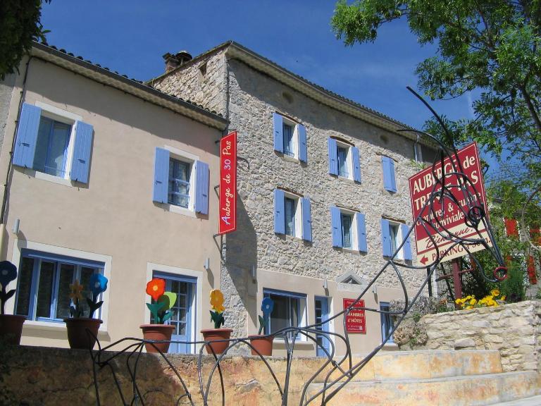 Auberge de Trente Pas - Bed and Breakfast Saint-Ferréol-Trente-Pas