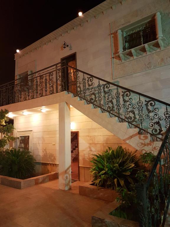 Villa Ar Rayis Beach - Bed and Breakfast Rayyis