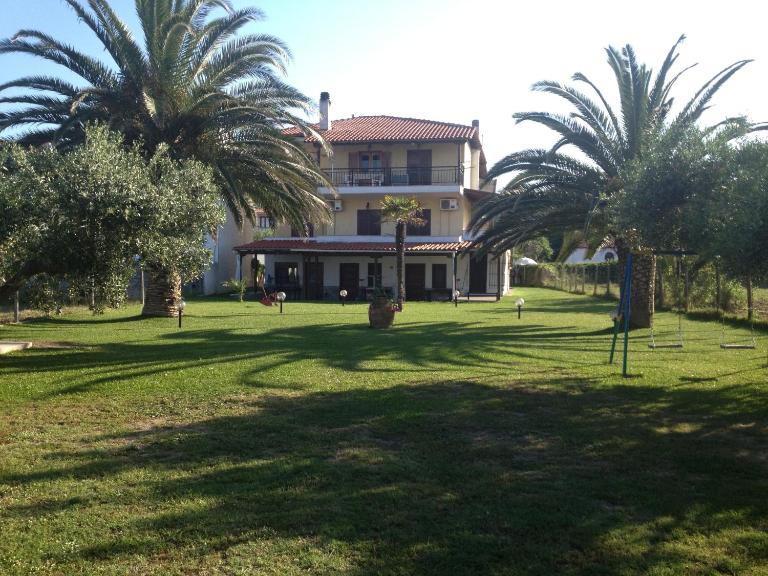 Villa Maria - B&B Polychrono