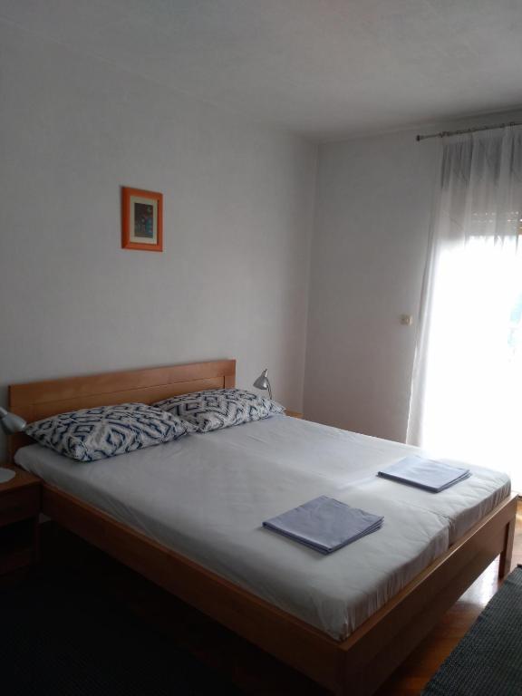 Room Rade - B&B Stari Grad