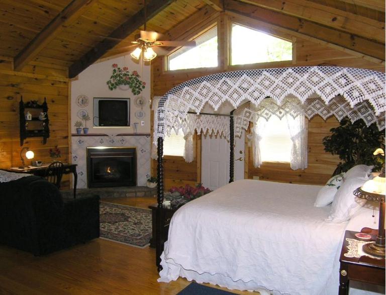 Black Forest Bed & Breakfast - B&B Helen