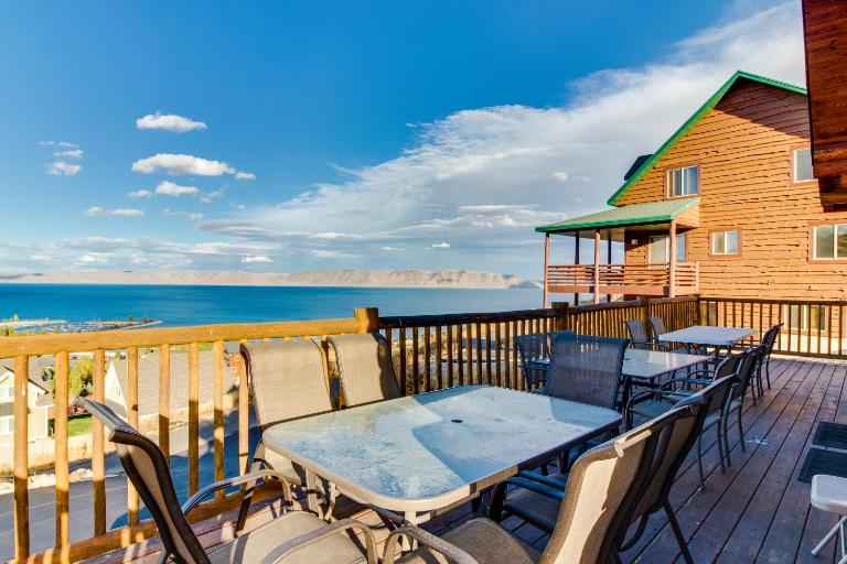 Cabin Overlooking The Harbor - B&B Garden City
