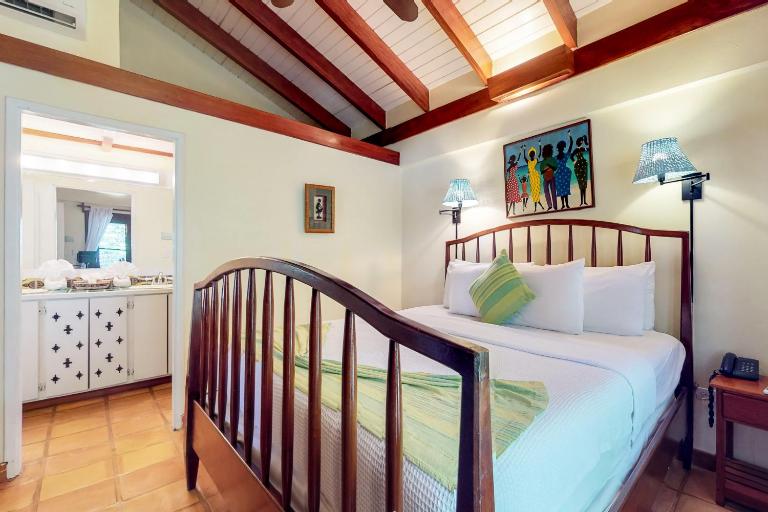 Condo #26 @ Beachside Villas - Bed and Breakfast Placencia