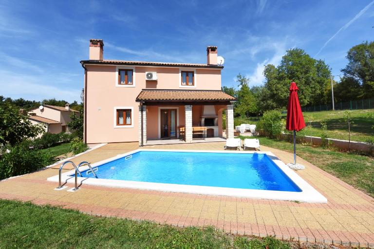 Villa Kmacici 377 - Bed and Breakfast Sveti Lovreč