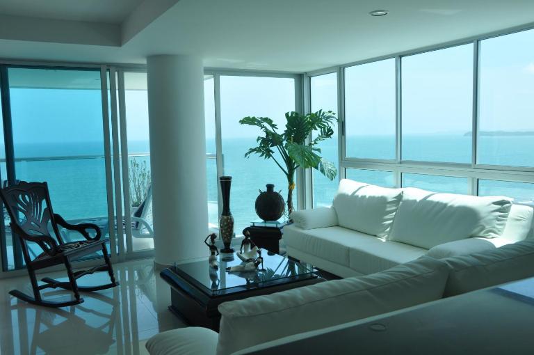 Cartagena Beach Front Apartments - Ferienwohnung Cartagena