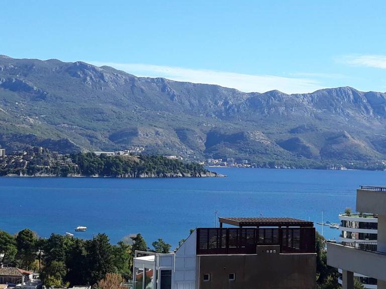 Seaview Paradise Apartment - Chambres d'hôtes Budva