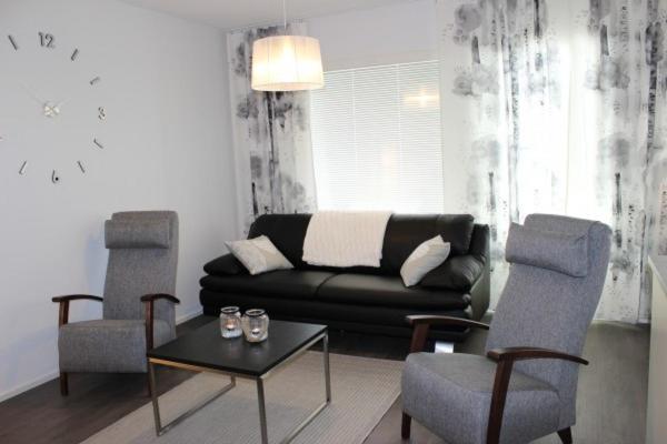 Majoituspalvelu Nurmi Apartment Yritysperänkatu 2 E 2 (Centre of Raahe) - B&B Raahe
