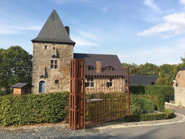 Les Confidences de Messire Sanglier, stylished guest houses - B&B Beauraing