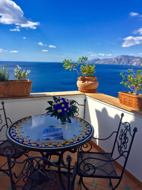 La dimora degli Dei - B&B Praiano