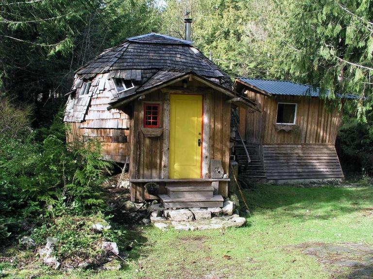 The Magical Dome - B&B Lund
