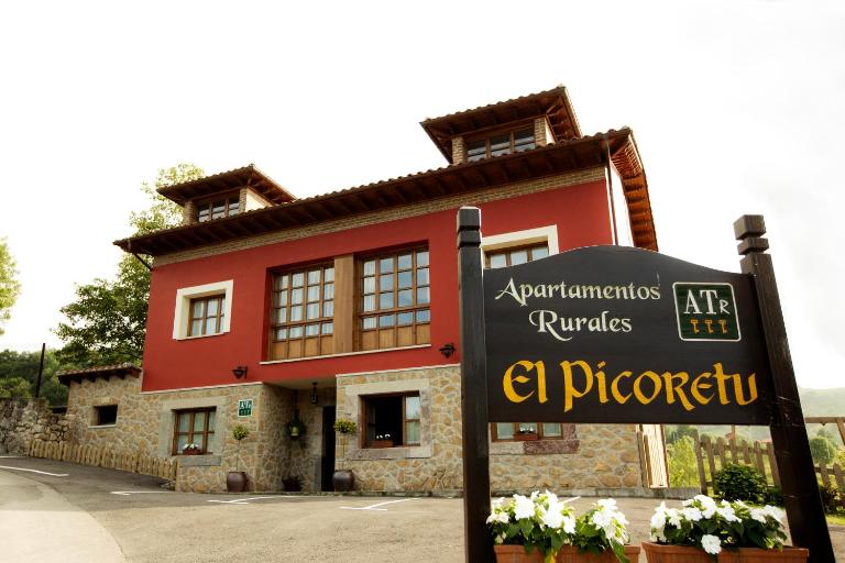 Apartamentos El Picoretu - B&B Mestas de Con