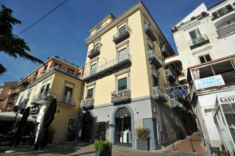 Casa Vacanza "Al Vicolo delle Colonne" - Ferienwohnung Salern