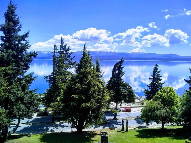 Departamento Vista Huapi - Bed and Breakfast Bariloche