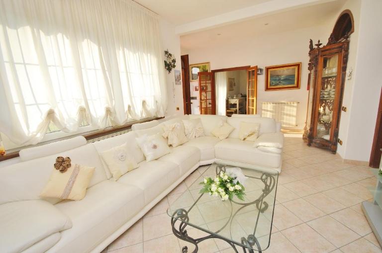 Raffinato attico vicino al mare con solarium Lido di Camaiore - Ferienwohnung Camaiore