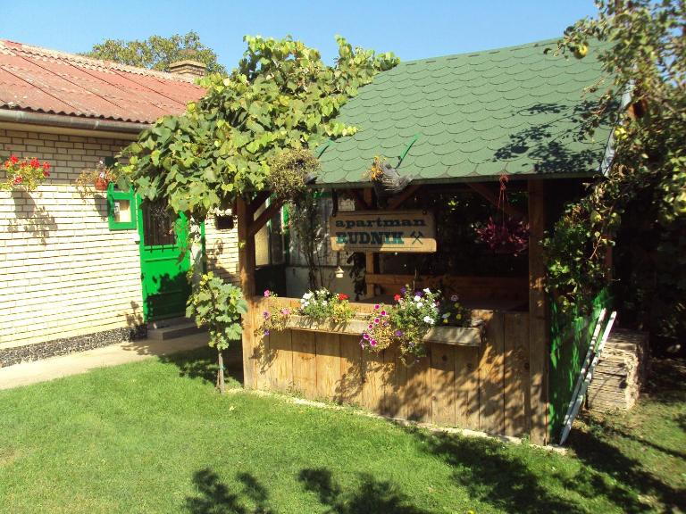 Apartman Rudnik - Chambres d'hôtes Vrdnik