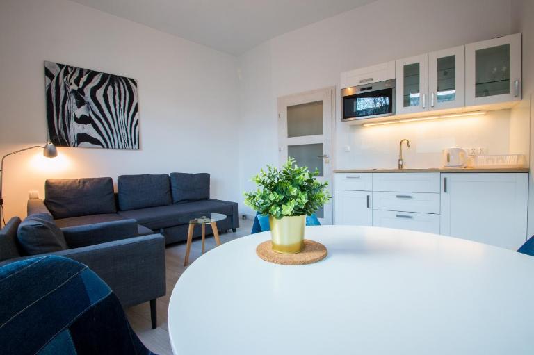 Laguna Centrum by Grand Apartments - Chambres d'hôtes Sopot