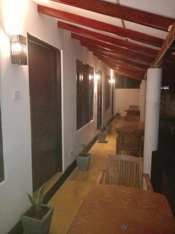 Aira Place - Ferienwohnung Weligama