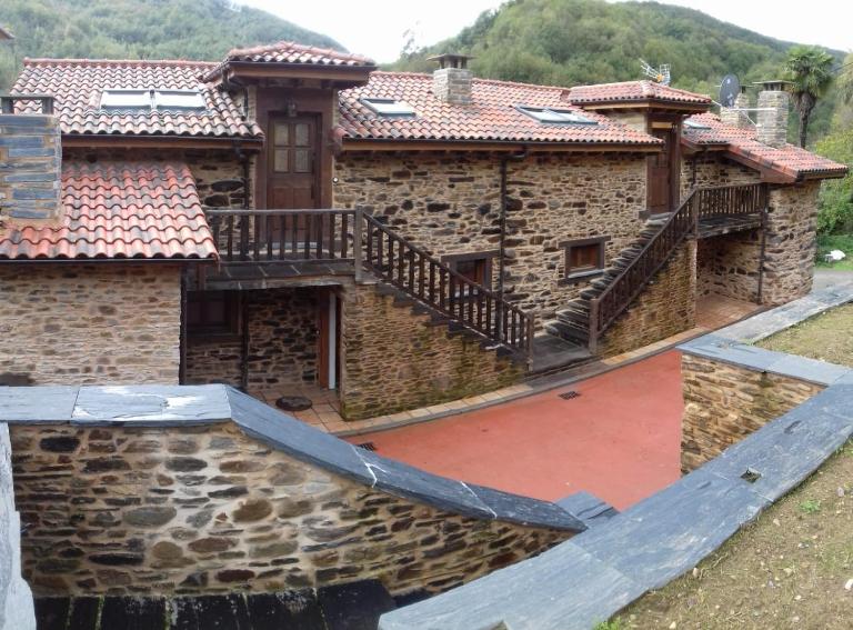 Apartamentos Rurales Casa Carmen - B&B Allande