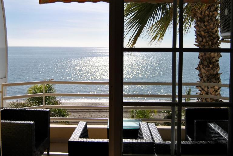 APARTAMENTO FRENTE AL MAR,PRIMERA LINEA - Ferienwohnung Rincón de la Victoria