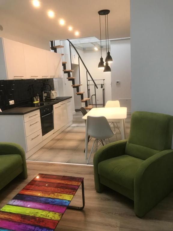 Klimatyczny apartament przy bocheńskim Rynku. - Chambres d'hôtes Bochnia