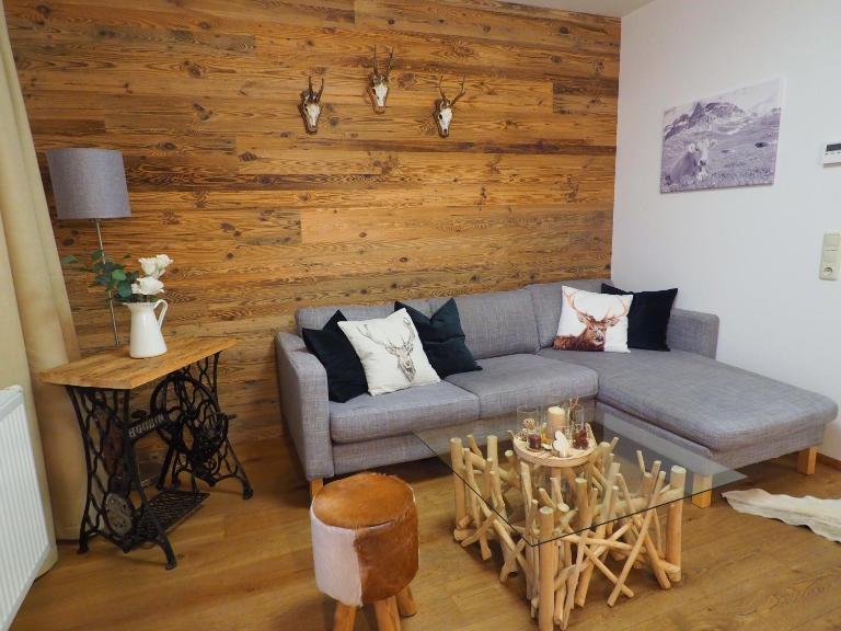 MarieindenBergen - Ihre private Unterkunft - Ferienwohnung Saalbach-Hinterglemm