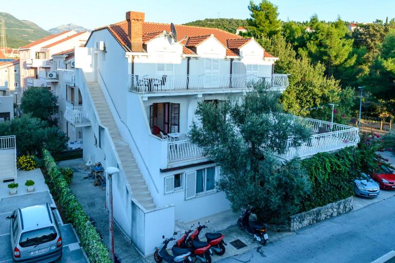 Villa Adria Apartments - B&B Ragusa Vecchia