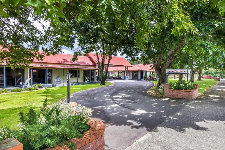 ASURE Oak Estate Motor Lodge - Ferienwohnung Greytown