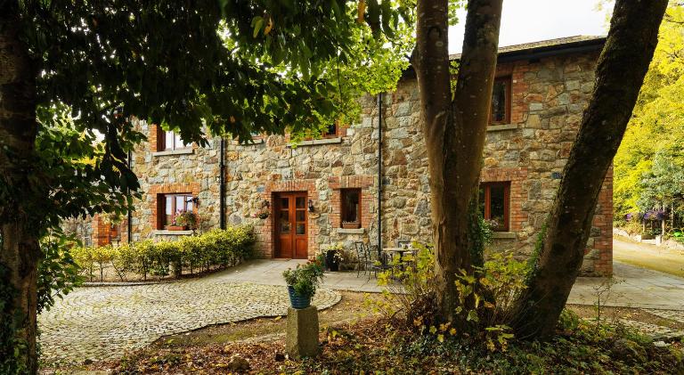 Croneybyrne Courtyard - B&B Clara