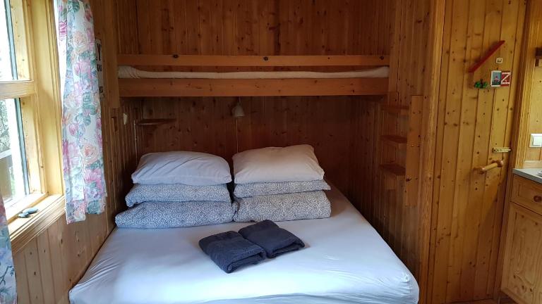 Cozy Cabin in the Woods - Bed and Breakfast Selfoss