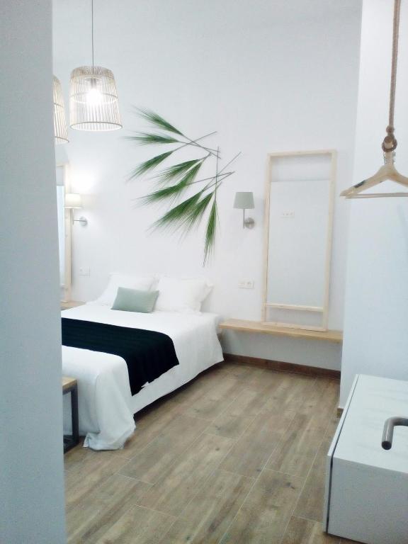 Sunny Stay Guest Houses - B&B Alicante