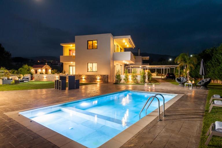 Amaen Luxury House - B&B Perivólia