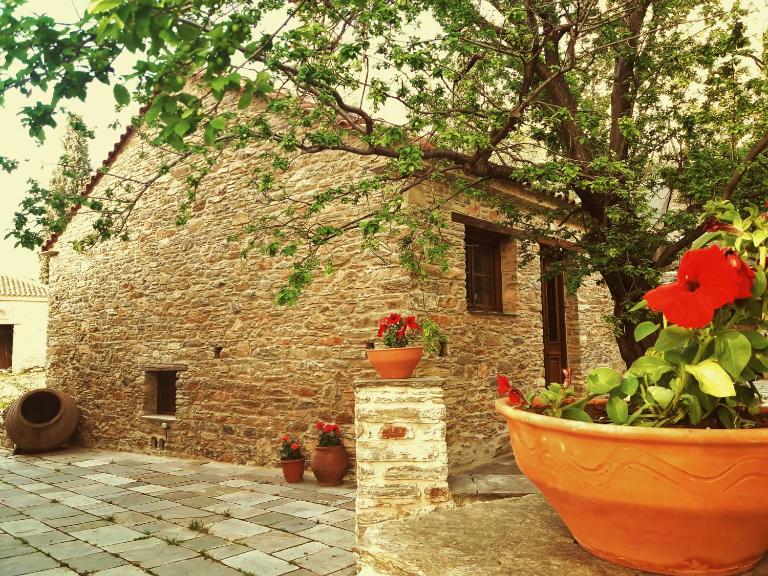 Paradosiako Saratsi - Traditional Guest House - B&B Volos